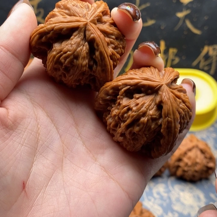 *****吊坠文玩核桃白狮子