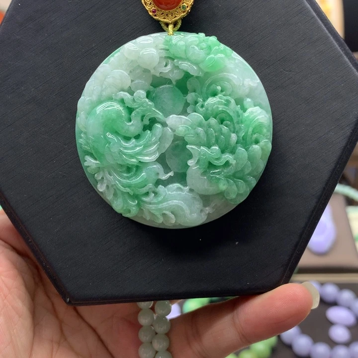 吊坠(赠链)未镶嵌翡翠