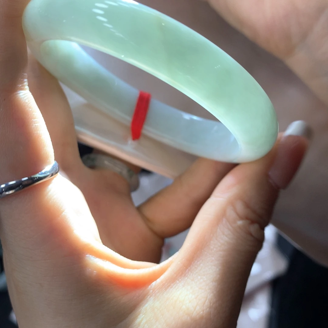 未镶嵌手镯翡翠买断