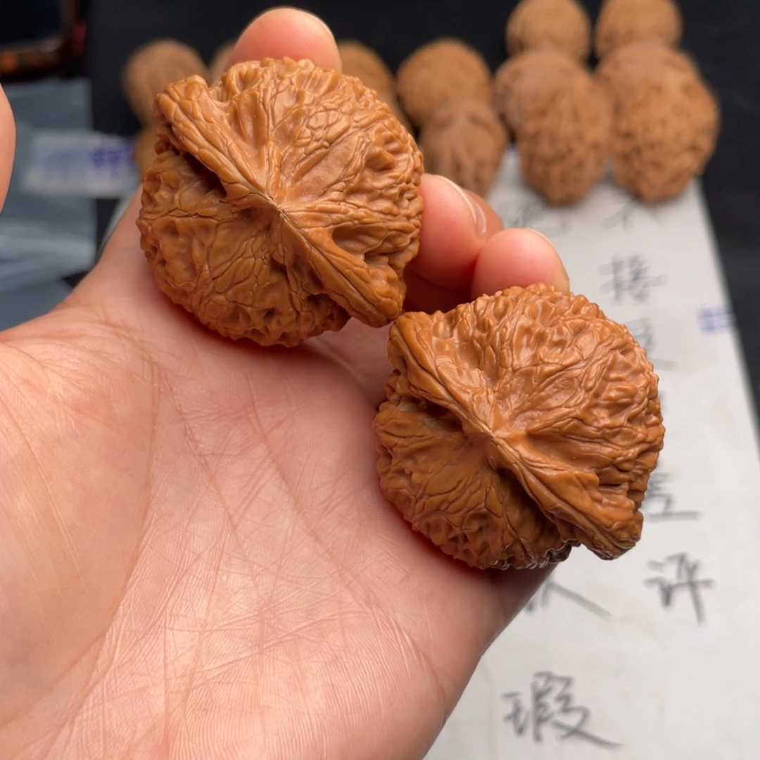 文玩核桃吊坠353。45灯