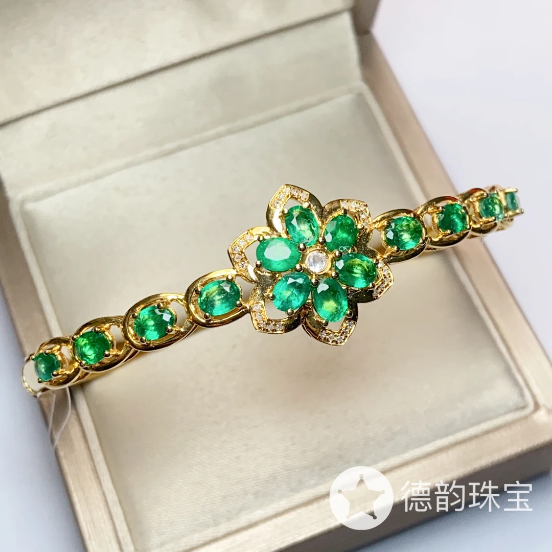 18K金镶嵌祖母绿手镯