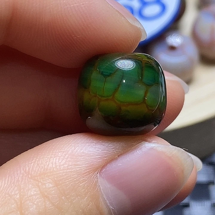 东***人玛瑙/玉髓未镶嵌颈饰