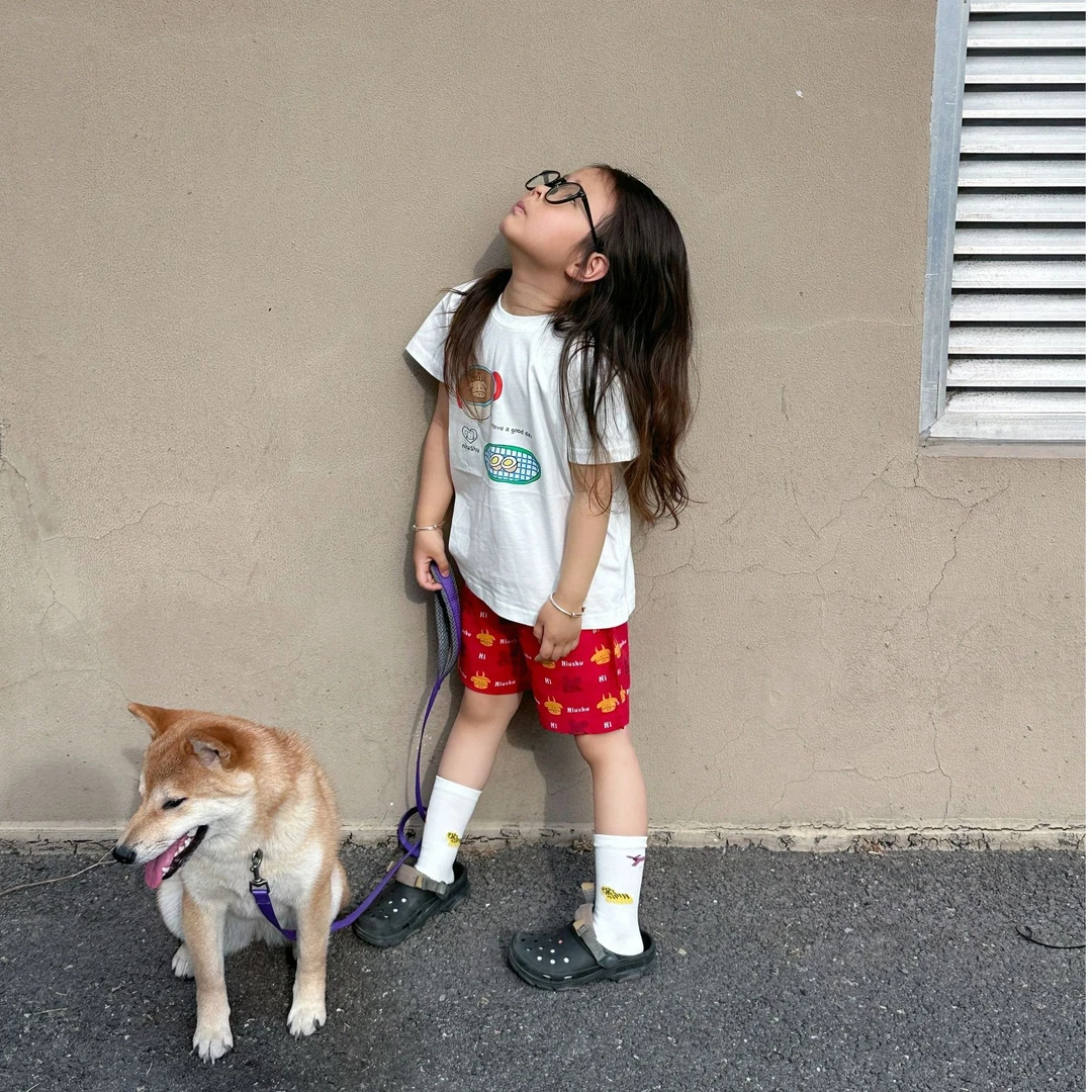 壹妈韩范卡通套装2025夏装新款洋气宽松卡通短袖T恤短裤时尚童装