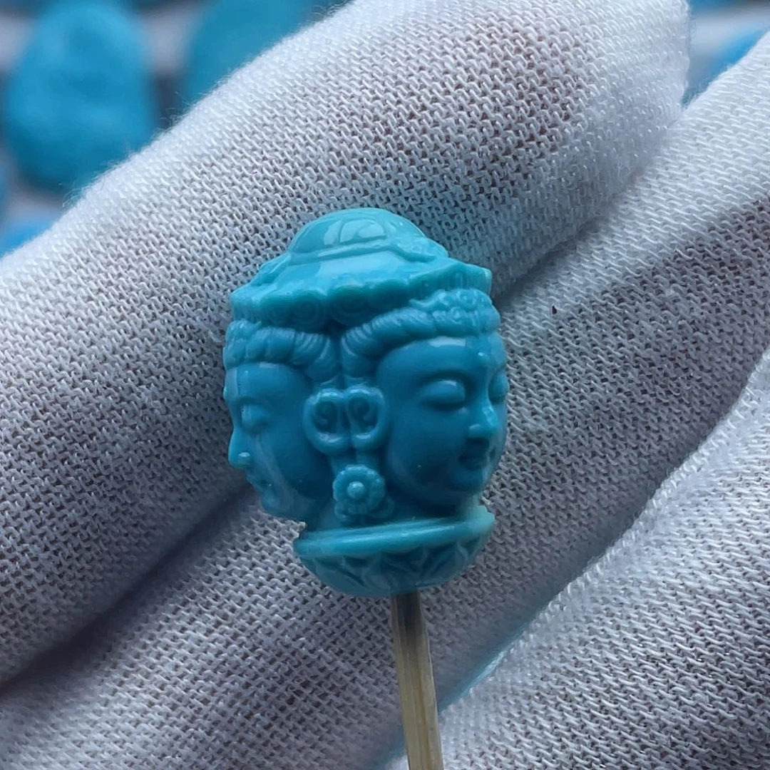 绿松石未镶嵌珠宝奇石