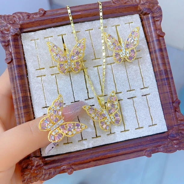 铜合金项链 2263新款三件套首饰耳环项链戒指爆款白搭钛钢保色