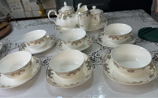 唐山骨质瓷餐具套装新疆包邮16个