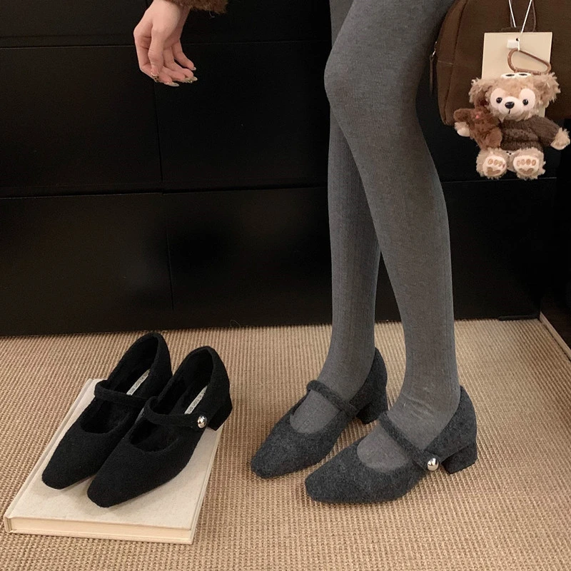 方头呢子灰色粗跟单鞋女冬季款法式气质加绒晚晚高跟玛丽珍毛毛鞋