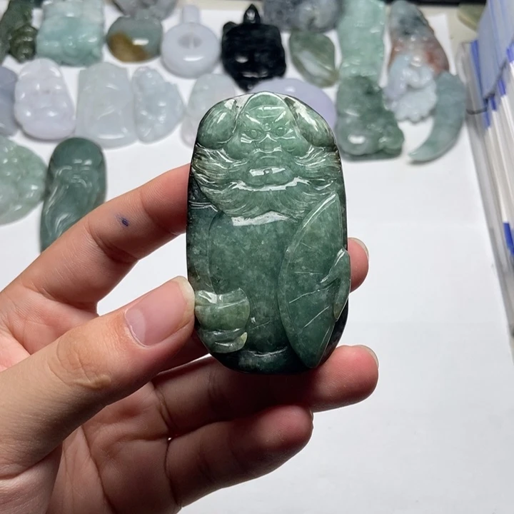 翡翠未镶嵌颈饰钟馗26