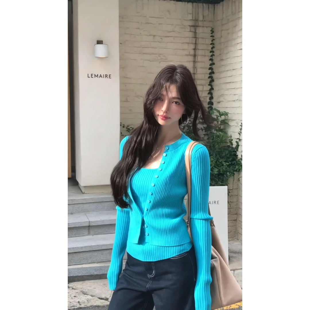 MARIE.COCO早秋新款温柔气质吊带外搭针织开衫直筒牛仔裤三件套装