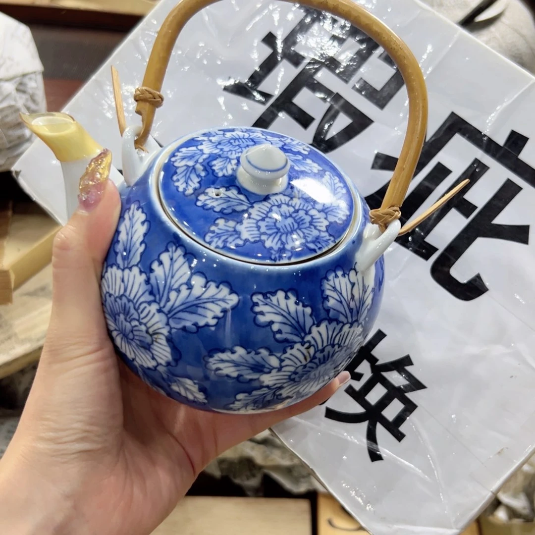 瓷片陶瓷的发展和艺术成就