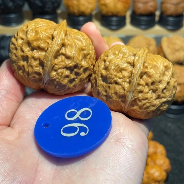 龙鼎元宝核桃。  43