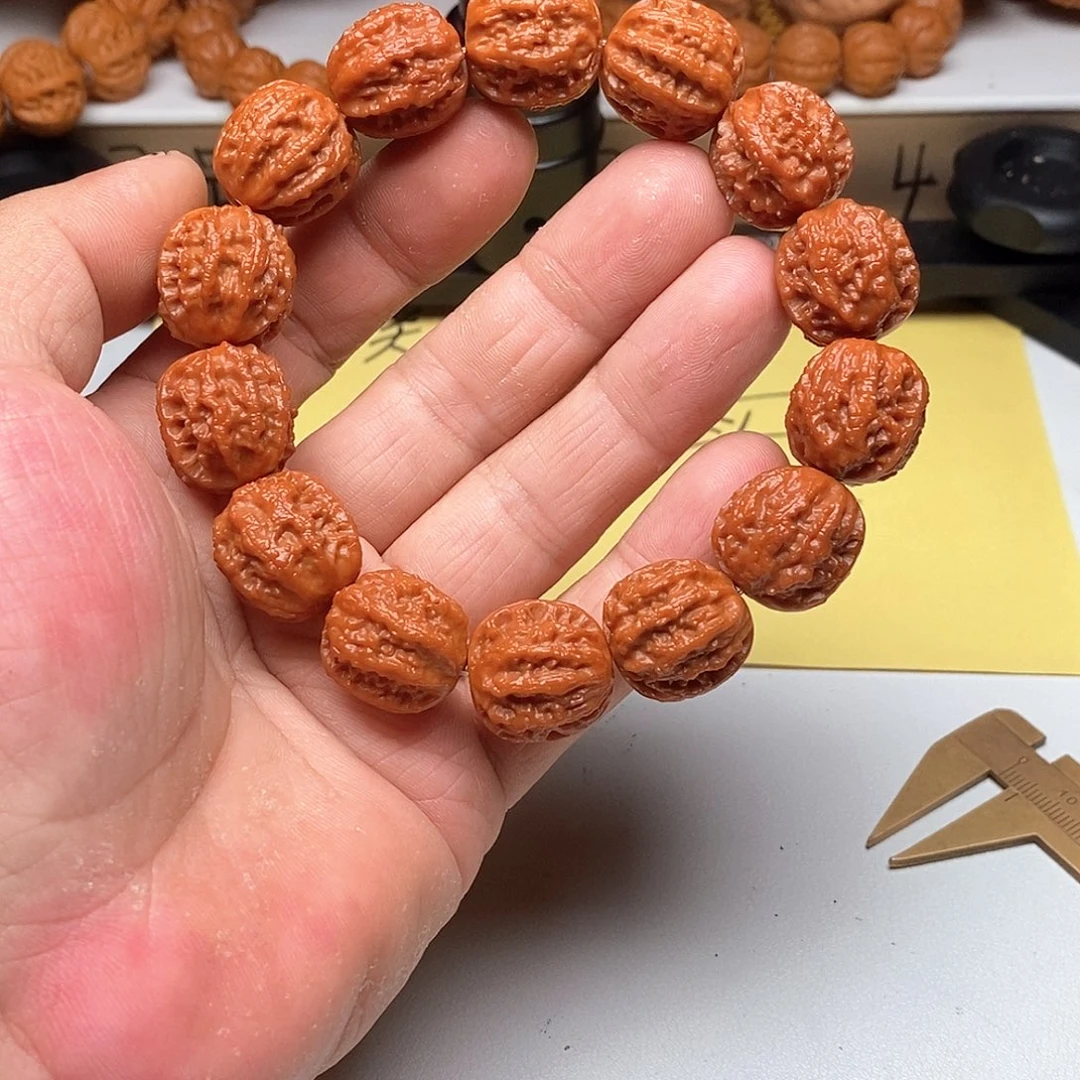 枣木文玩核桃1.9八棱