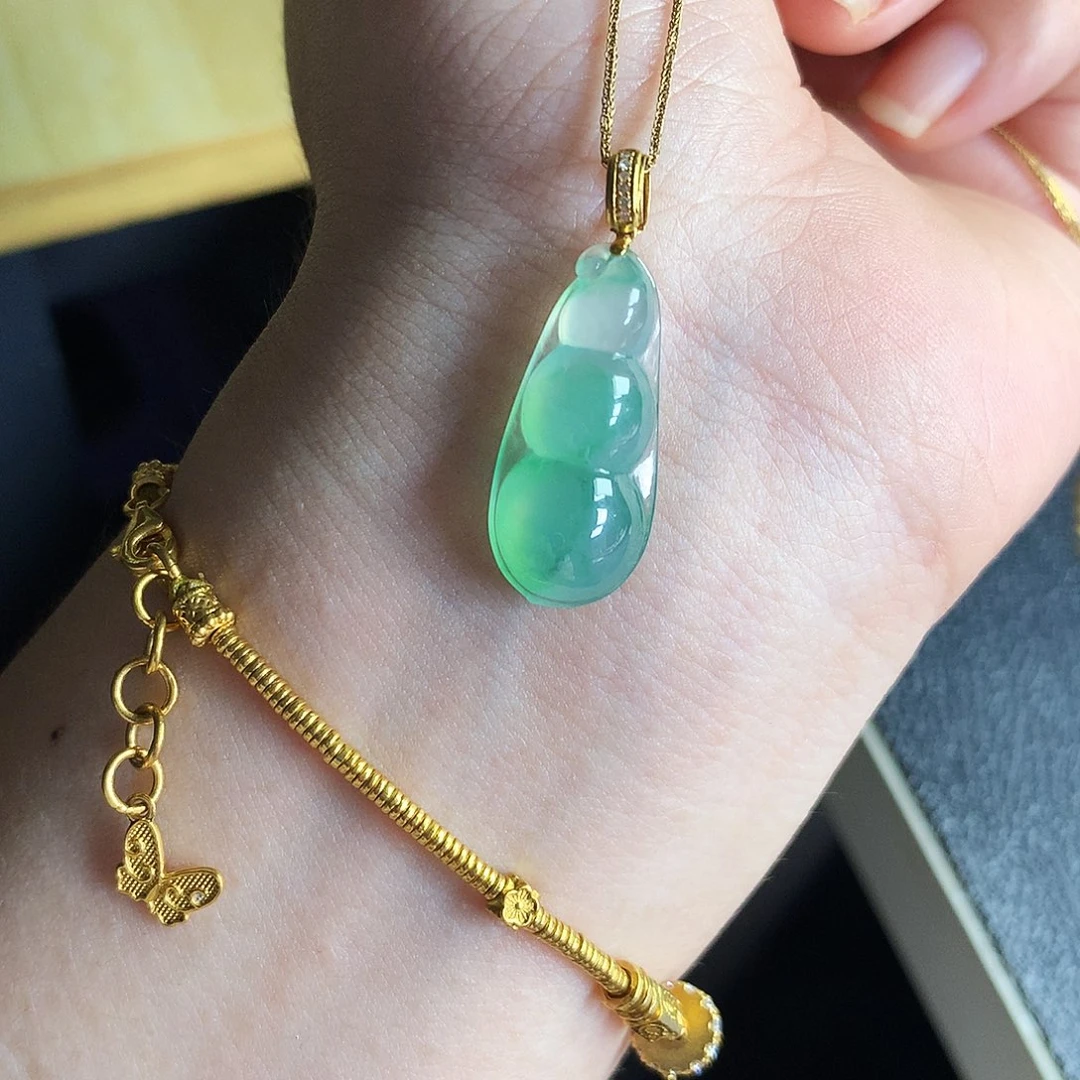 吊坠(不含链)18K金镶嵌翡翠豆子