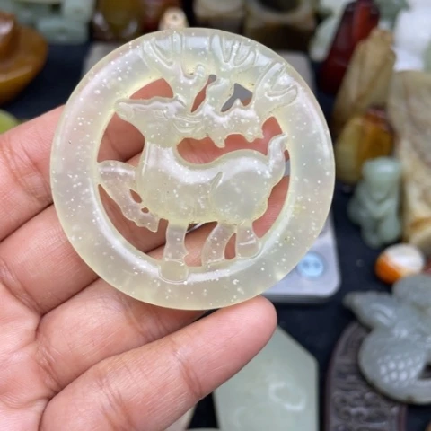 蛇纹石玉未镶嵌颈饰39