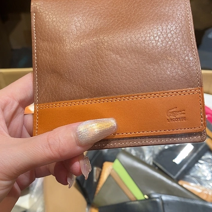 狼****中古香水沐浴露持久留香