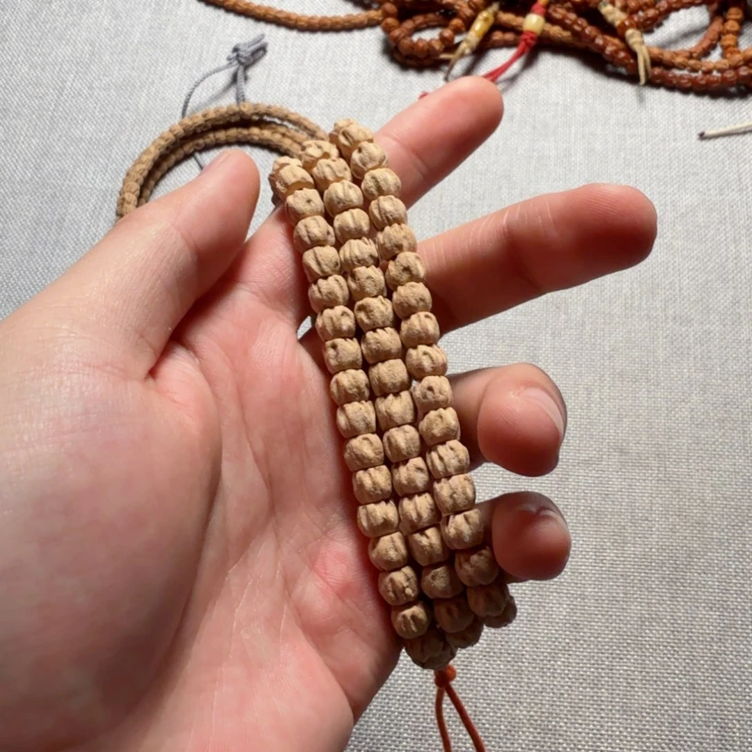 【闪购商品】柏香籽/百香籽吊坠香***饭