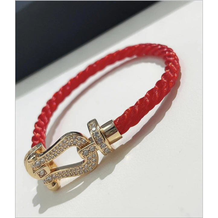 马蹄红绳手链设计轻奢气质时尚 8442