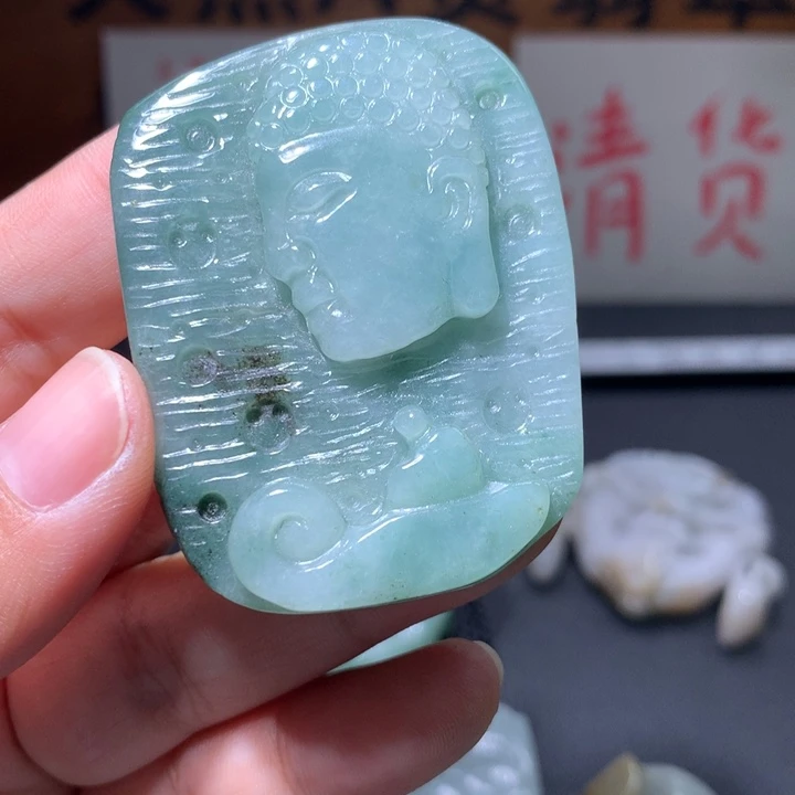 翡翠未镶嵌颈饰保真天然A货翡翠