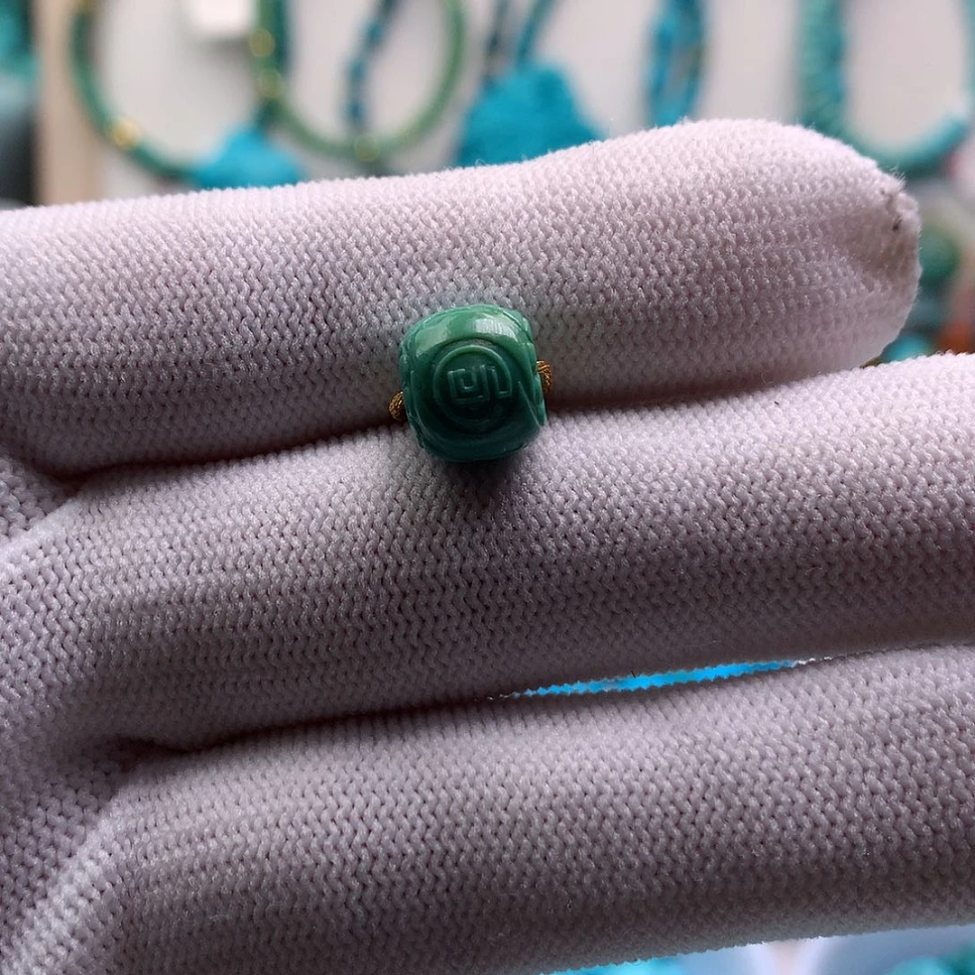 绿松石未镶嵌珠宝奇石卡9.5