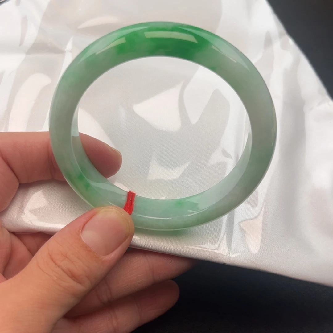 翡翠未镶嵌手镯23