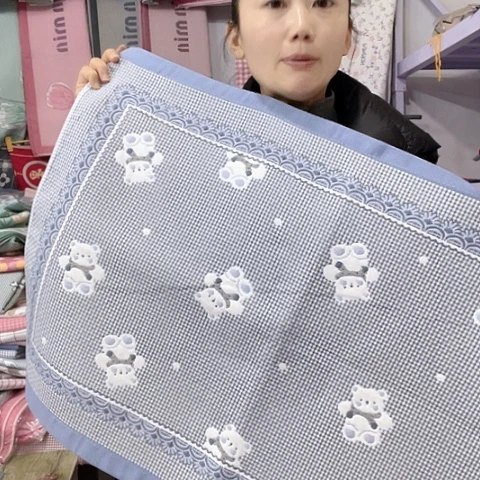 棉特价蓝色小熊纯棉