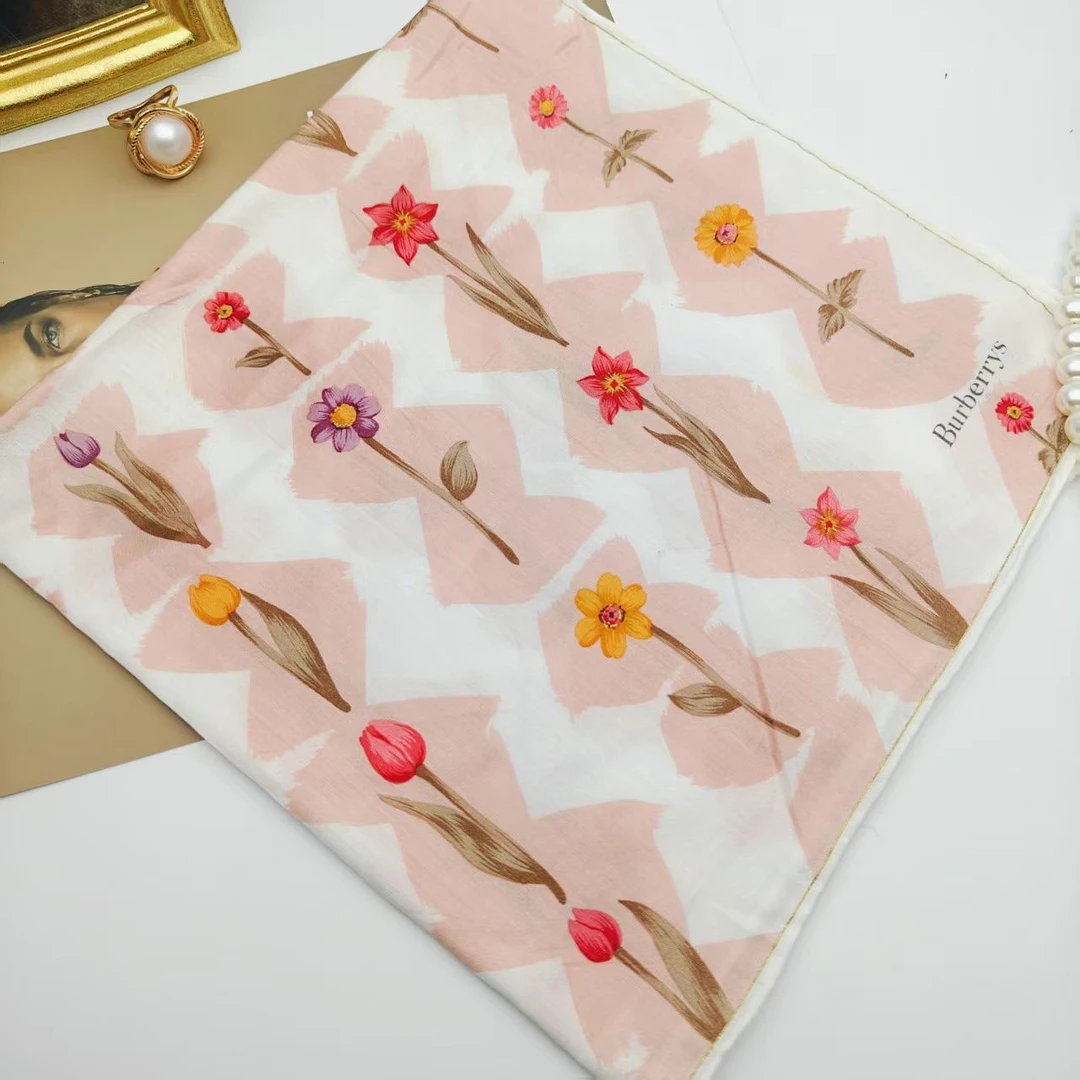 95新 BURBERRY/博柏利 海囤/巴宝莉/丝巾/YY05641