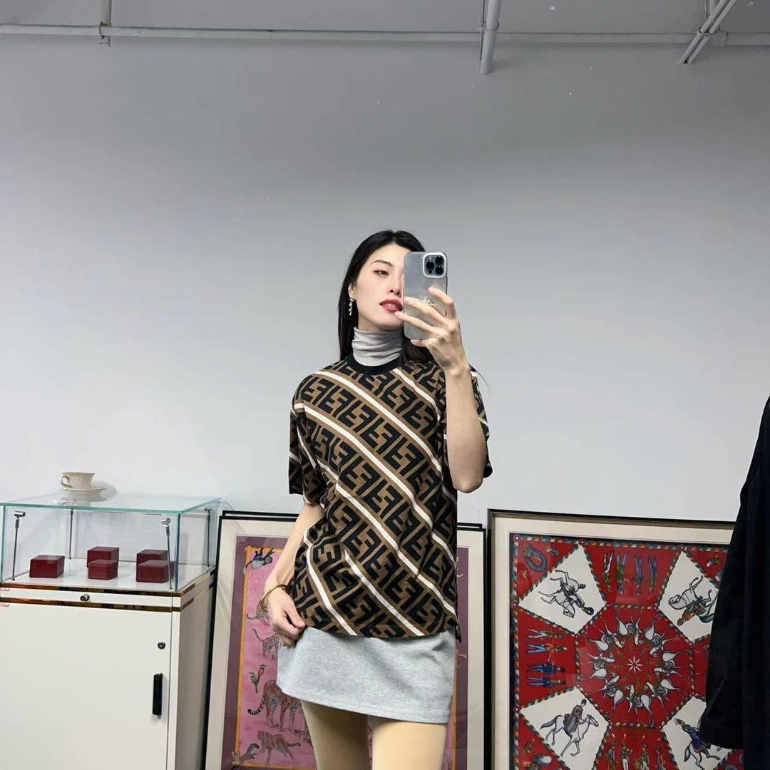 95新 FENDI/芬迪 麦殿/老花满印T恤S码棕色/241222JCH8X38