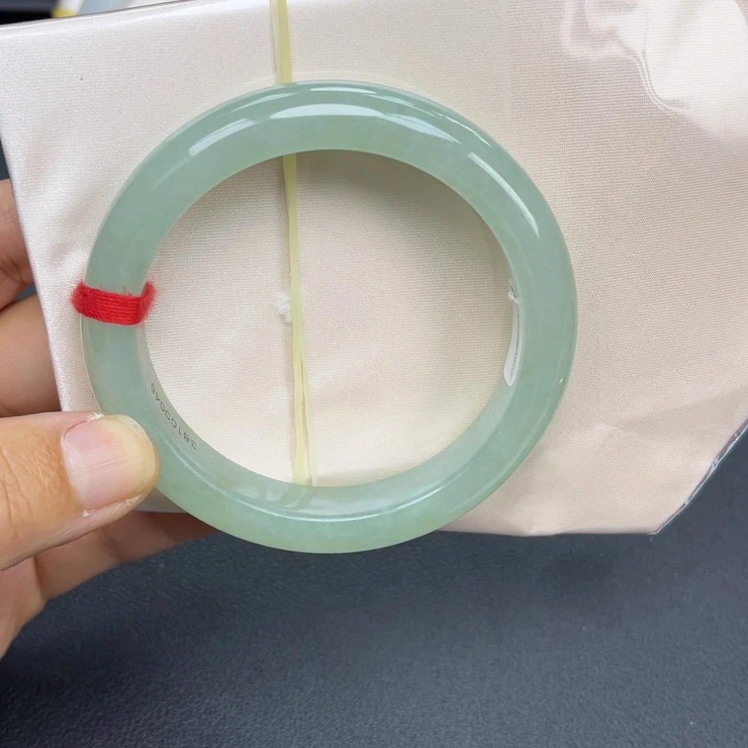 翡翠未镶嵌手镯手镯