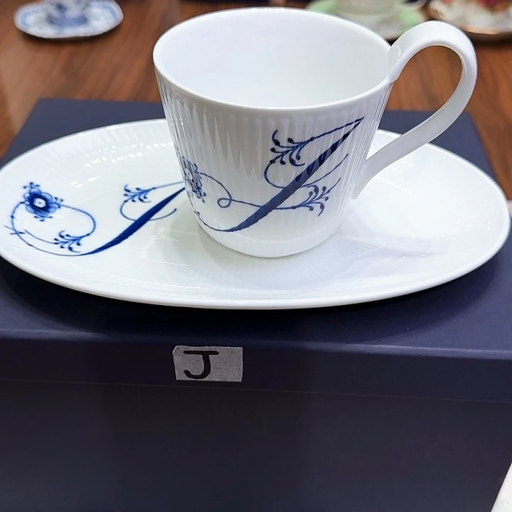 瓷片杯子杯子杯子水杯杯子水杯