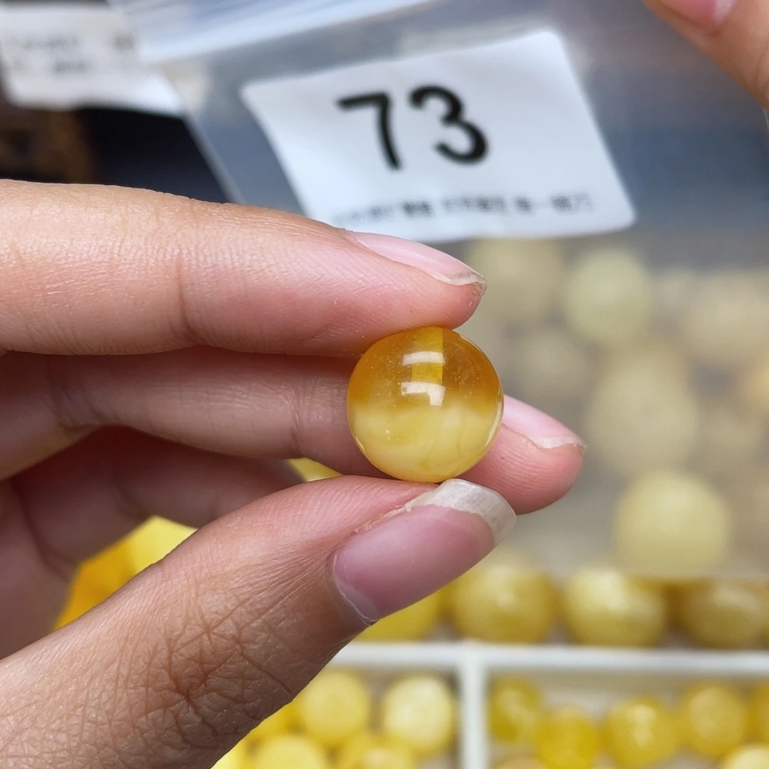 蜜蜡未镶嵌珠宝奇石12.7