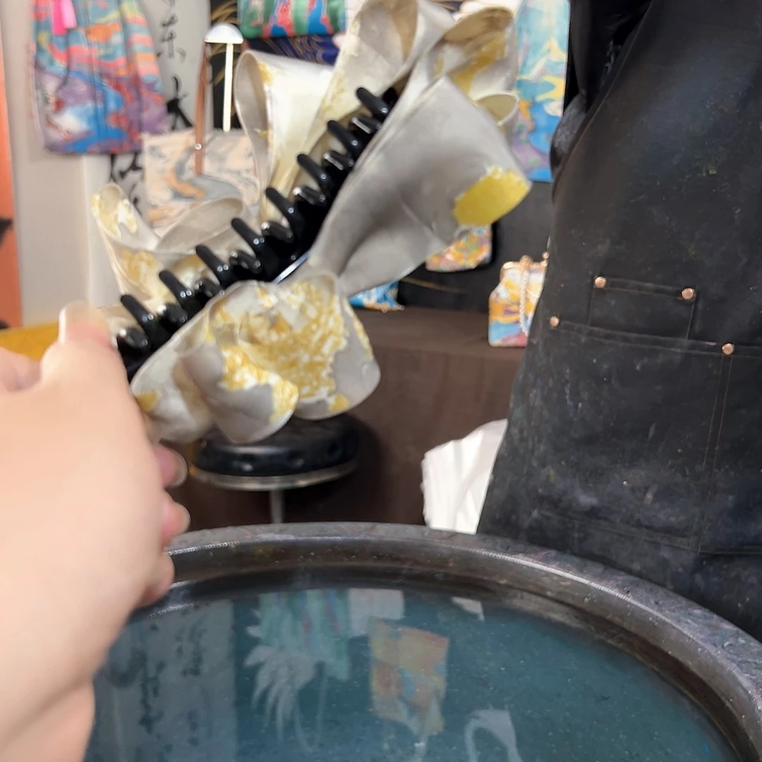 ?372香蕉夹灰金色