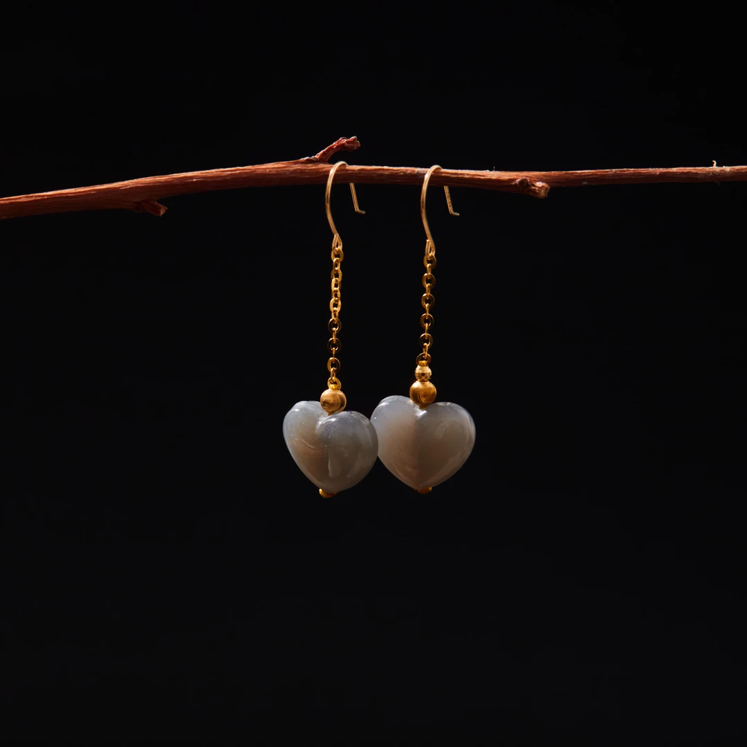 子乔珠玉集 ·18K烟紫和田玉爱心耳坠多样性发一#XYGD346005-A