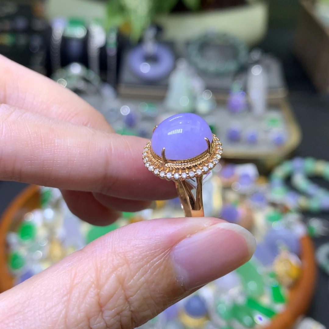 颈饰18K金镶嵌翡翠