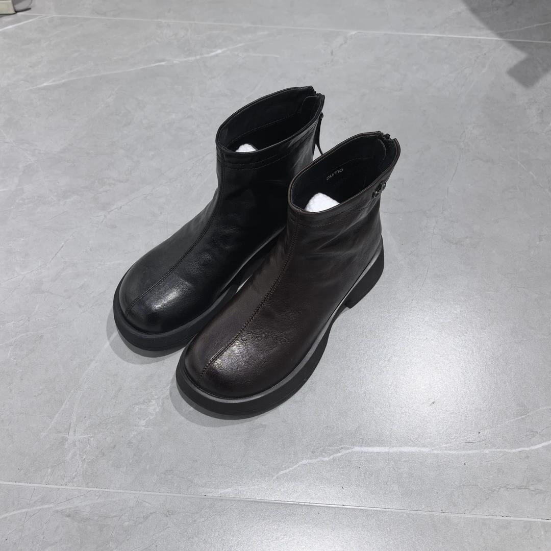 欧陌短靴2025女士秋冬新款时尚百搭薄绒轻便舒适休闲马丁靴短靴