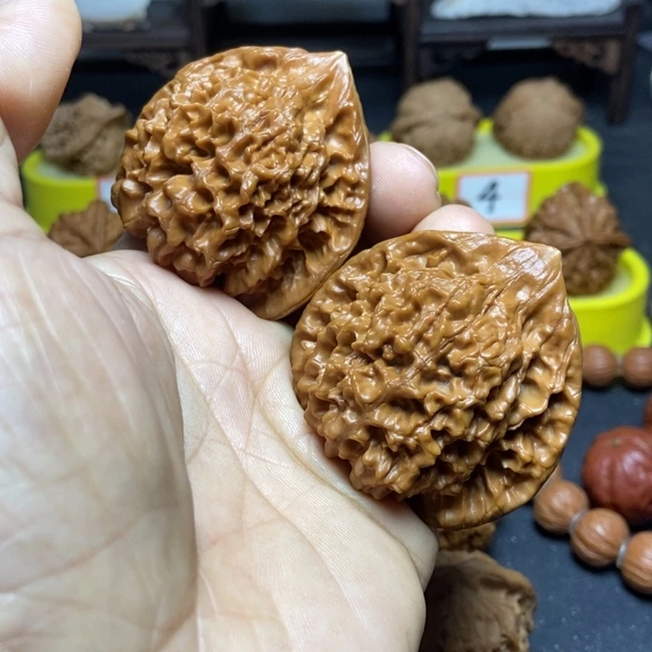 核桃对****…大官帽