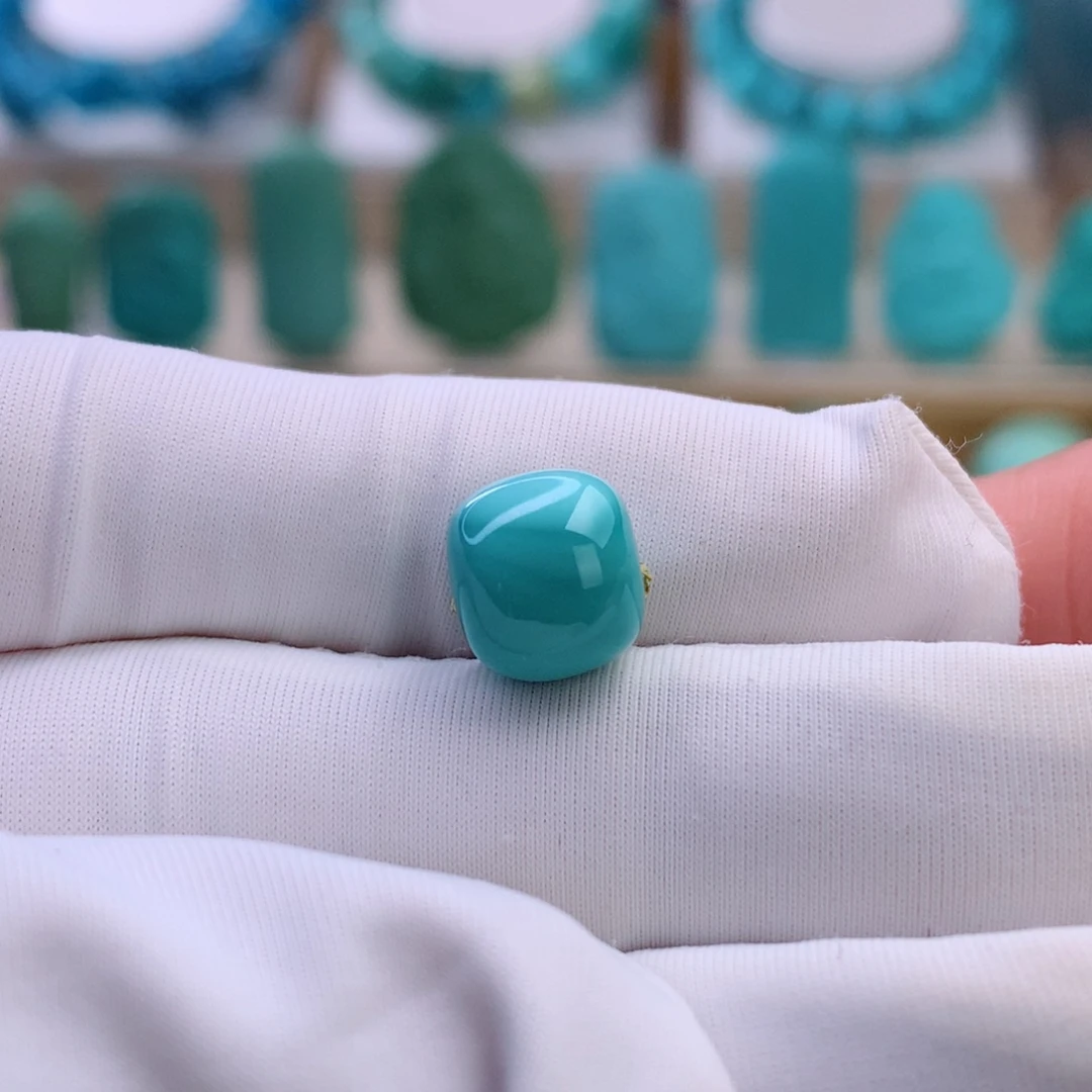 绿松石未镶嵌挂件