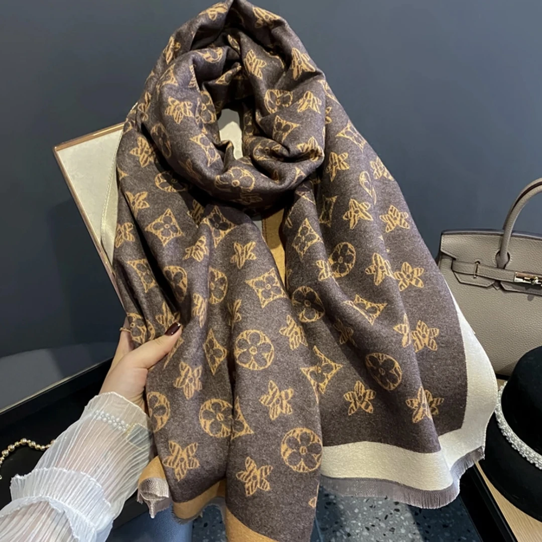 文艺复兴经典时尚百搭欧式韩版轻奢秋冬季爆款保暖网红围巾披肩