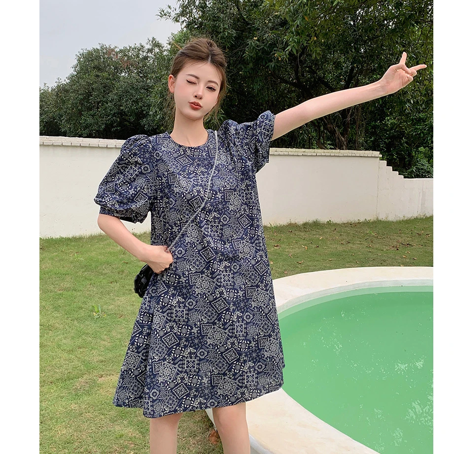 法式复古碎花设计感连衣裙裙子女夏季新款韩版小个子泡泡袖字裙