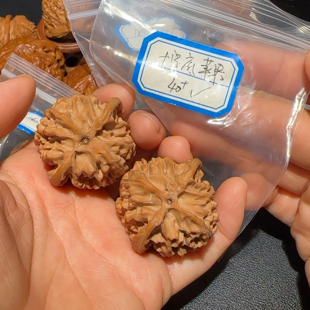 小***子文玩核桃把件飞飞飞飞飞飞