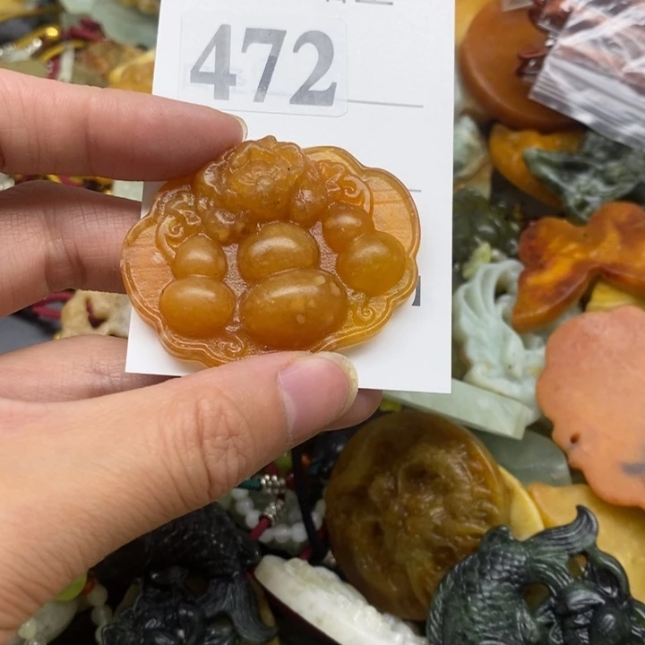未镶嵌蛇纹石玉颈饰