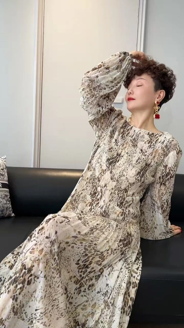 高级感优雅气质松紧收腰显瘦连衣裙3084