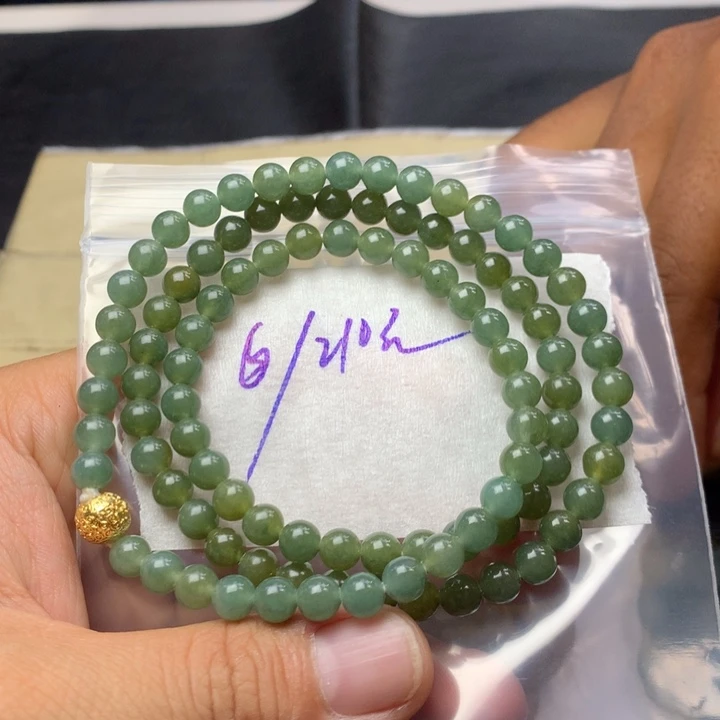 定制翡翠未镶嵌白****）翡翠