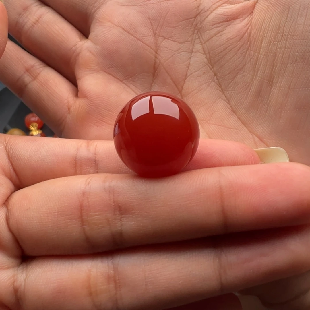 余***生南红玛瑙未镶嵌圆珠19.2
