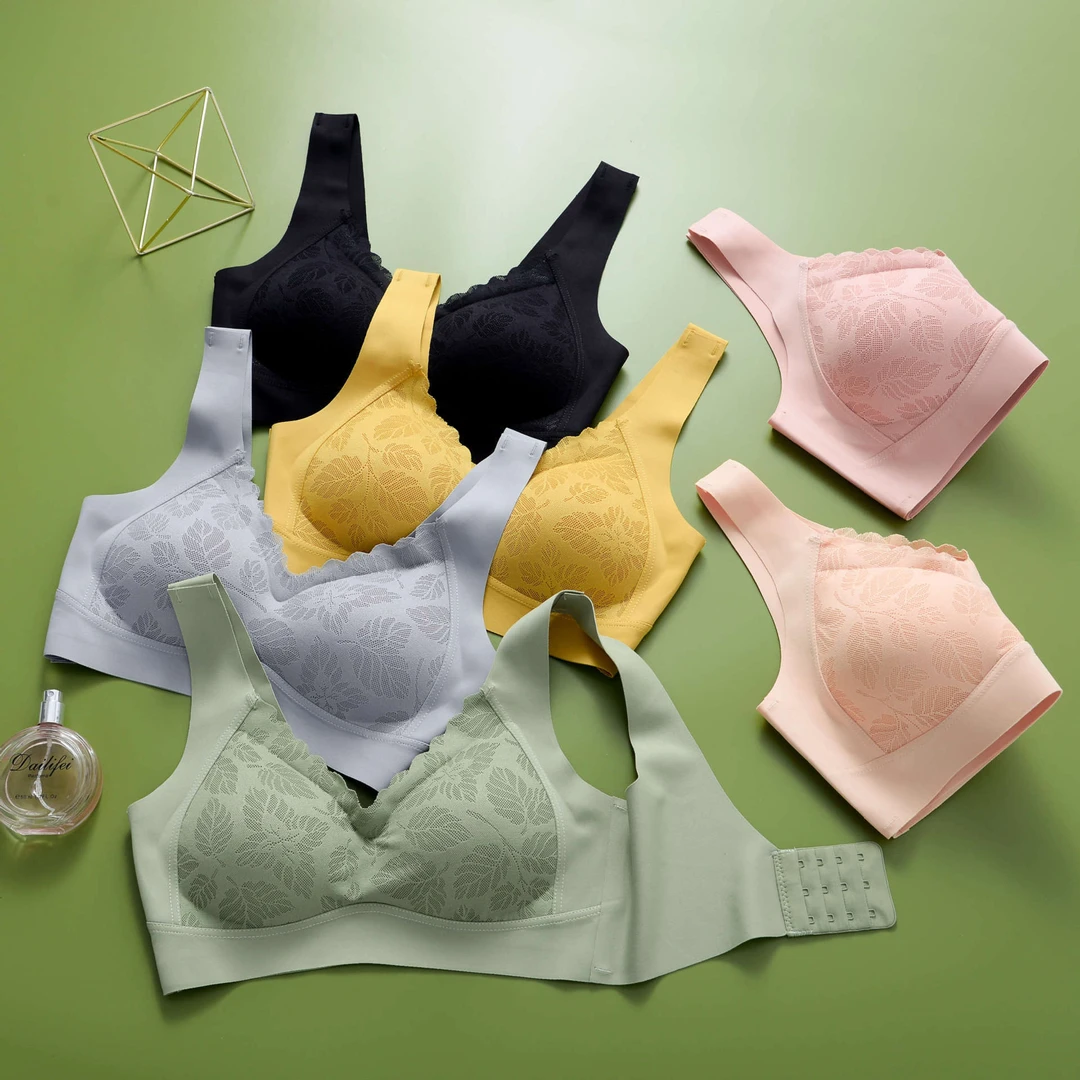 泰国云感乳胶杯内衣女小胸聚拢收副乳无钢圈睡眠背心式运动文胸罩