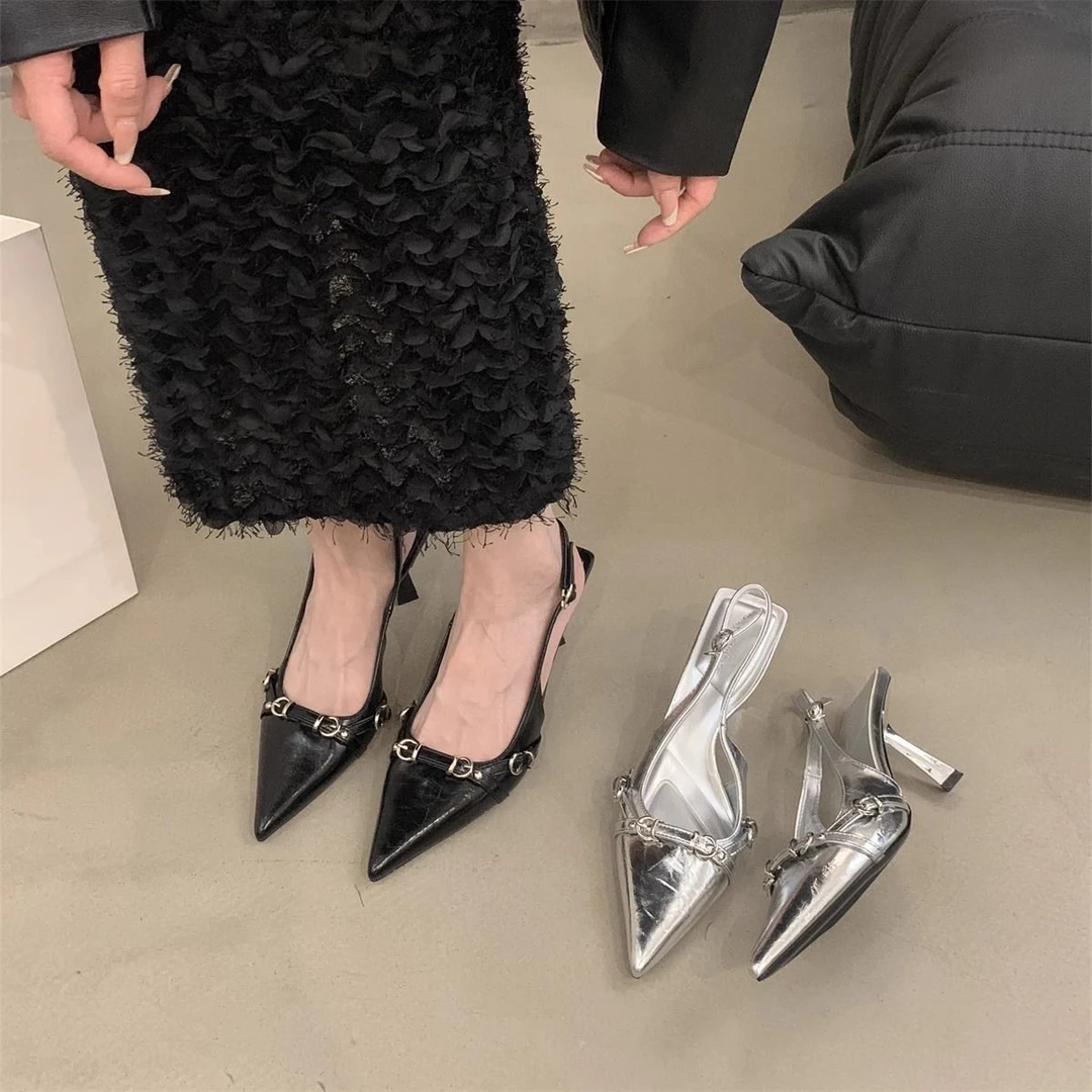 轻熟风黑色漆皮尖头异形跟高跟时装凉鞋2024春季新款超模同款单鞋