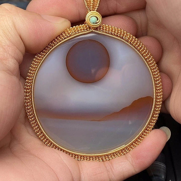 钱***发玛瑙/玉髓合金颈饰
