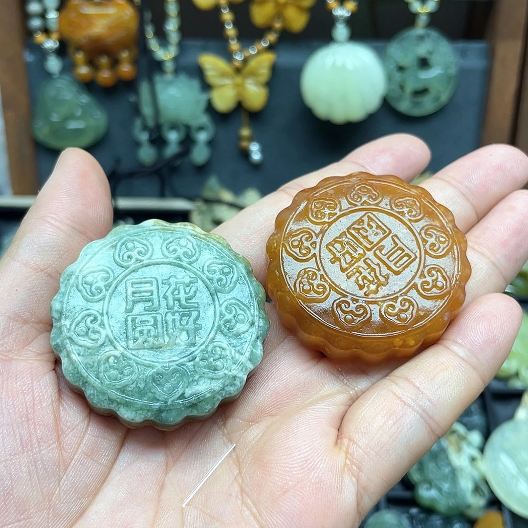 未镶嵌蛇纹石玉颈饰