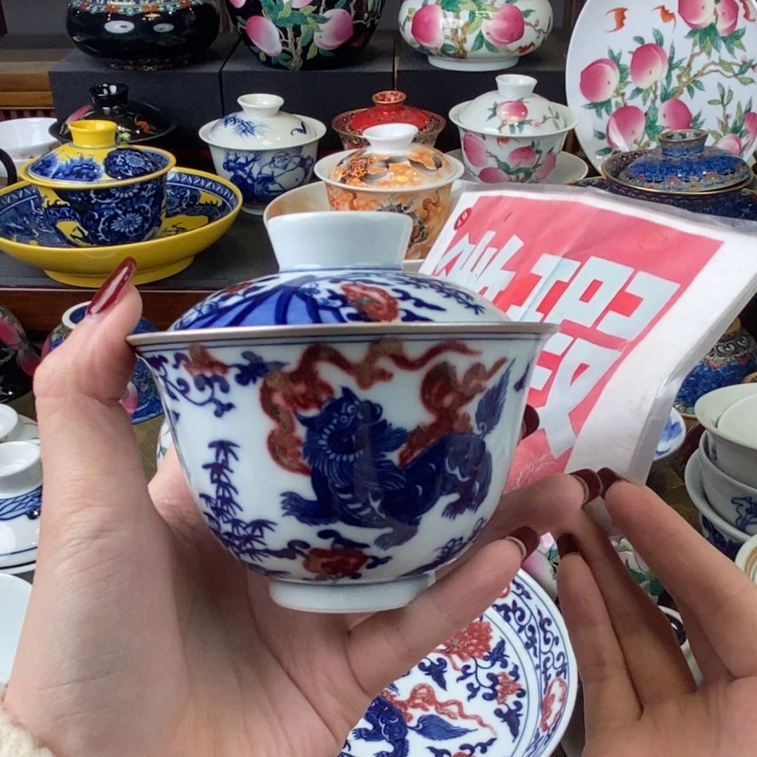 陶瓷艺术家的作品是一种