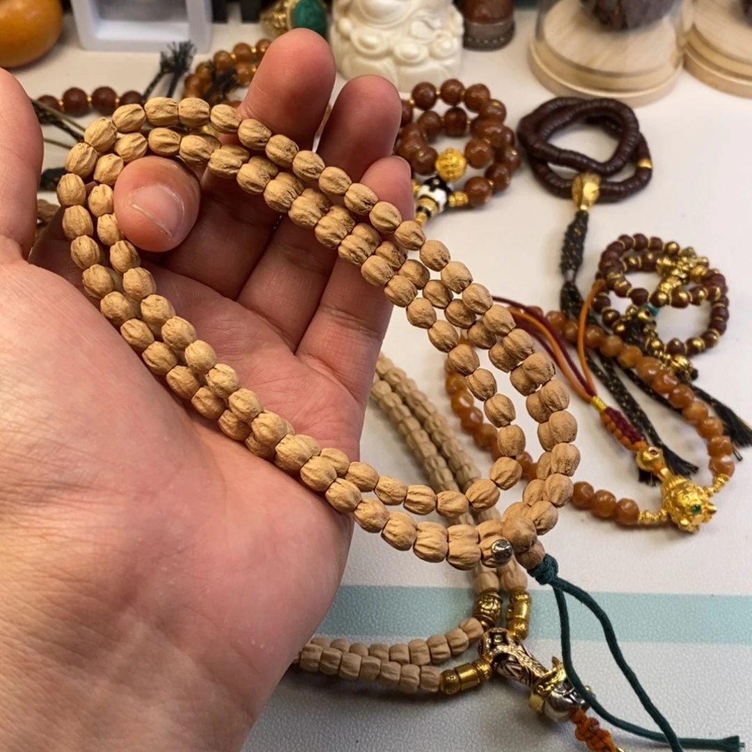 吊坠柏香籽/百香籽。。。。。。。。。。。