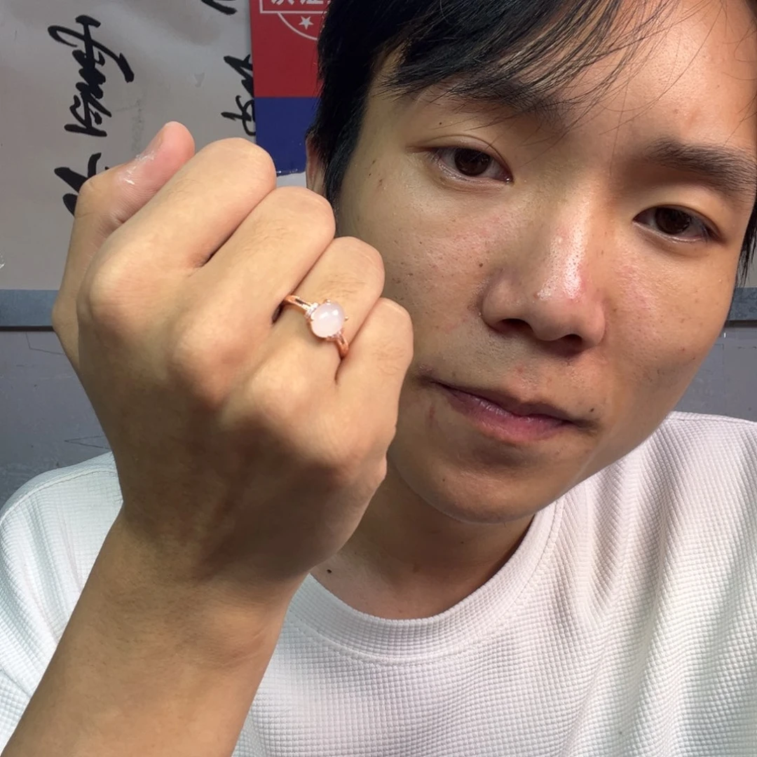 颈饰未镶嵌和田玉多样性高端羊脂玉戒指